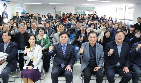 더불어민주당 평택병 김현정 후보 선거사무소 개소식